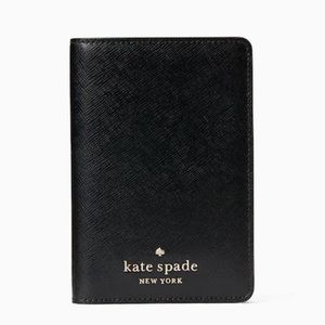SOLD-Kate Spade Staci Passport Holder